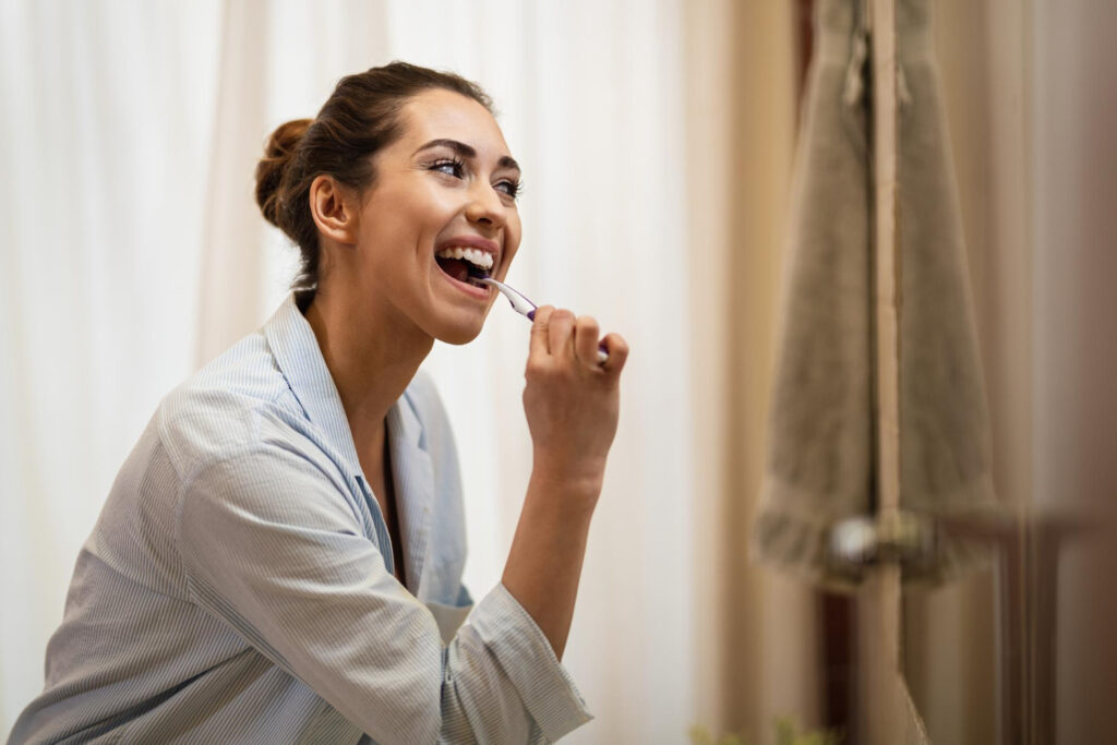 How to Remove Dental Tartar Safely at Home and at the Dentist 1 How to Remove Dental Tartar Safely at Home and at the Dentist How to Remove Dental Tartar Safely at Home and at the Dentist